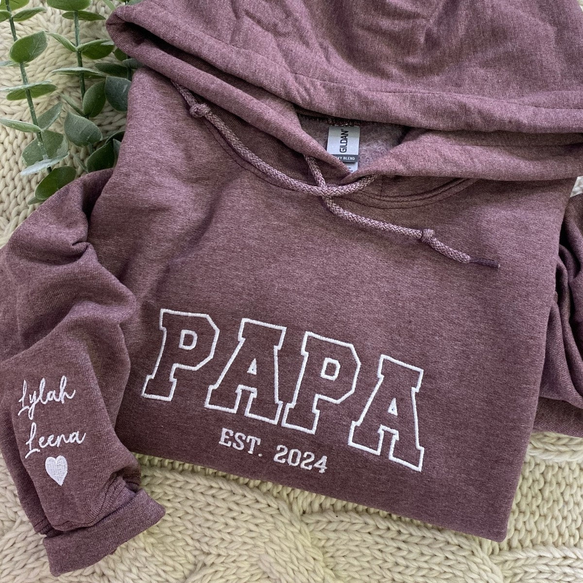 Personalized Papa Sweatshirts Hoodie with Name of Child, Dad EST 2024 Crewneck embroidered